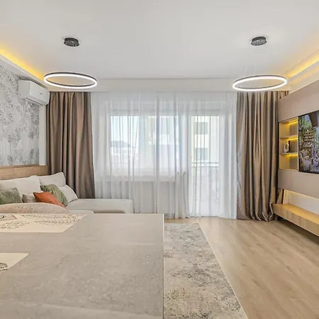 Ada Homes Coresi B8 Braşov
