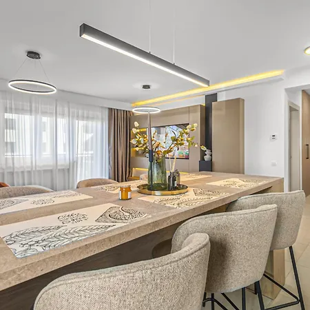 Ada Homes Coresi B8 Braşov