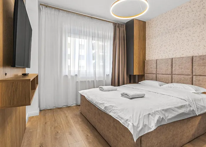 Apartment Ada Homes Coresi B8 *